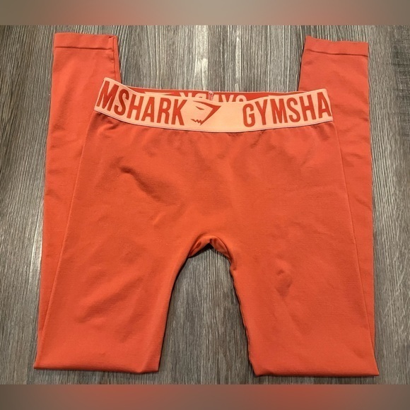 Gymshark Pants - Gymshark Peach Coral Flex Leggings‎ Sz S